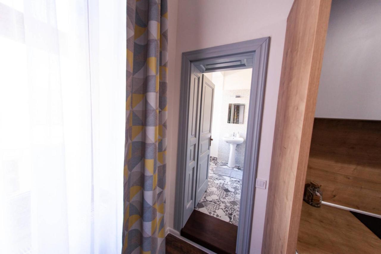Central Luxury 1 Cluj-Napoca Eksteriør billede
